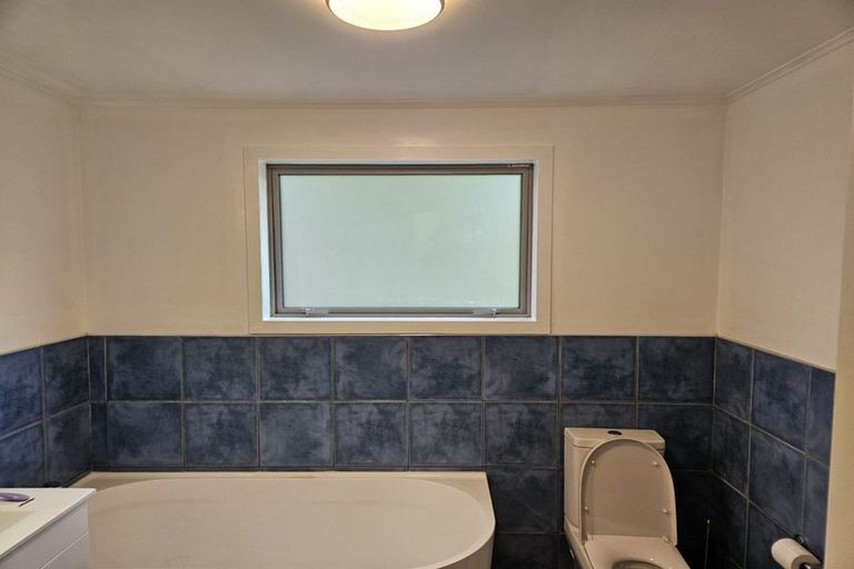 Photo of property in 50 Postgate Drive, Whitby, Porirua, 5024