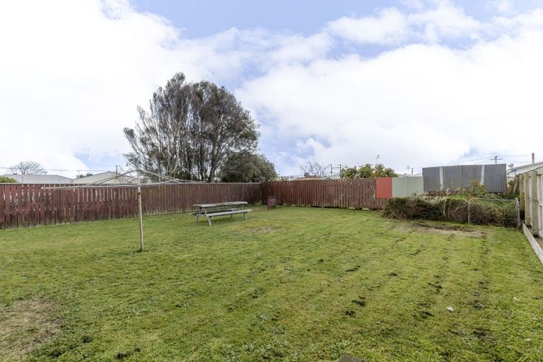 Photo of property in 237 Huatoki Street, Upper Vogeltown, New Plymouth, 4310