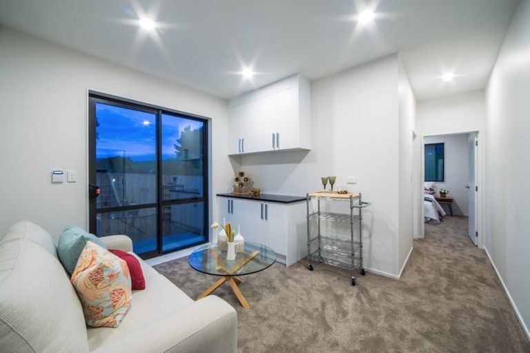 Photo of property in 13 Paitry Place, Swanson, Auckland, 0614