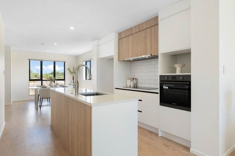 Photo of property in 3 Rakau Road, Hobsonville, Auckland, 0618