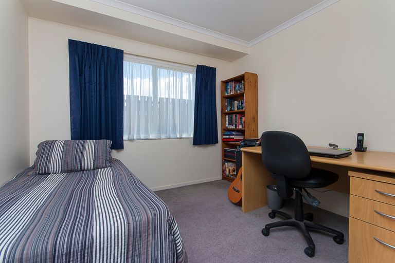 Photo of property in 10a Howden Street, Waiuku, 2123