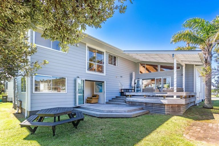 Photo of property in 115 Rangi Avenue, Whangamata, 3620