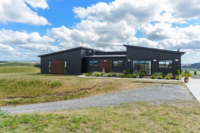 Photo of property in 71 Pirau Road, Fernhill, Napier, 4183