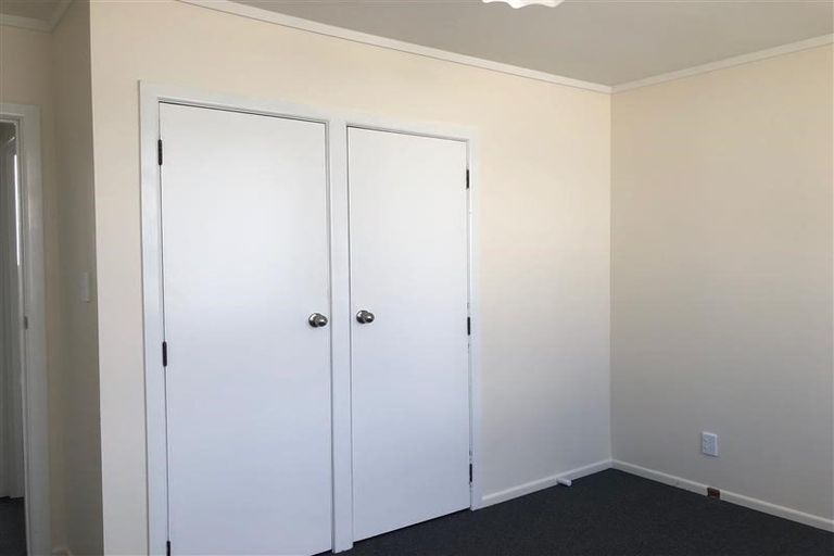 Photo of property in 15 Alamein Crescent, Onekawa, Napier, 4110