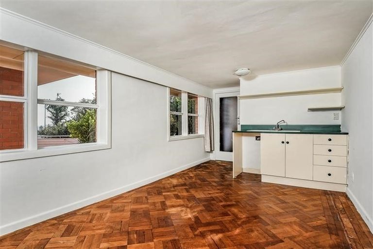 Photo of property in 13 Sudeley Street, Orakei, Auckland, 1071