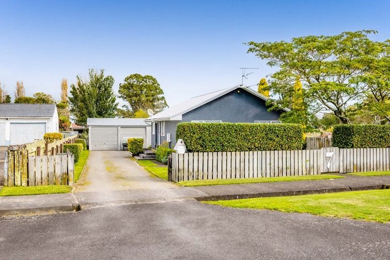 Photo of property in 7 George Street, Eltham, 4322