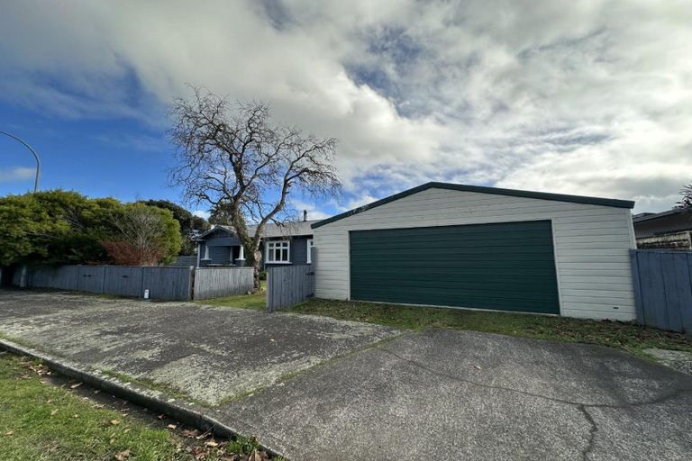 Photo of property in 3 Florence Avenue, Palmerston North, 4410