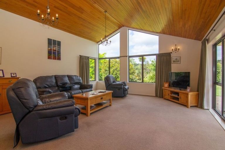 Photo of property in 44 Poynter Lane, Dairy Flat, Silverdale, 0992