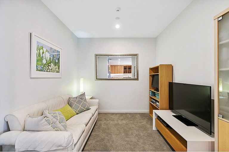 Photo of property in 308/8a Lake Pupuke Drive, Takapuna, Auckland, 0622