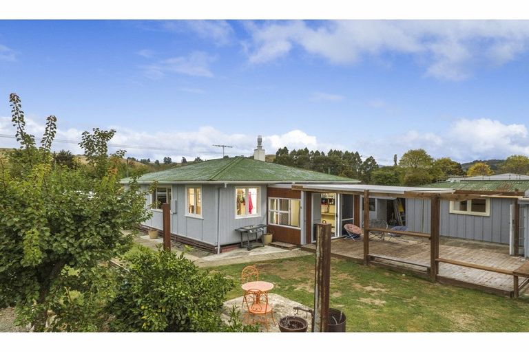 Photo of property in 165 Whitby Road, Wakefield, 7025