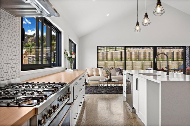 Photo of property in 114 Solan Drive, Waimauku, 0812