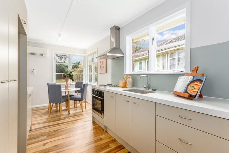 Photo of property in 27 Mckillop Street, Ranui, Porirua, 5024