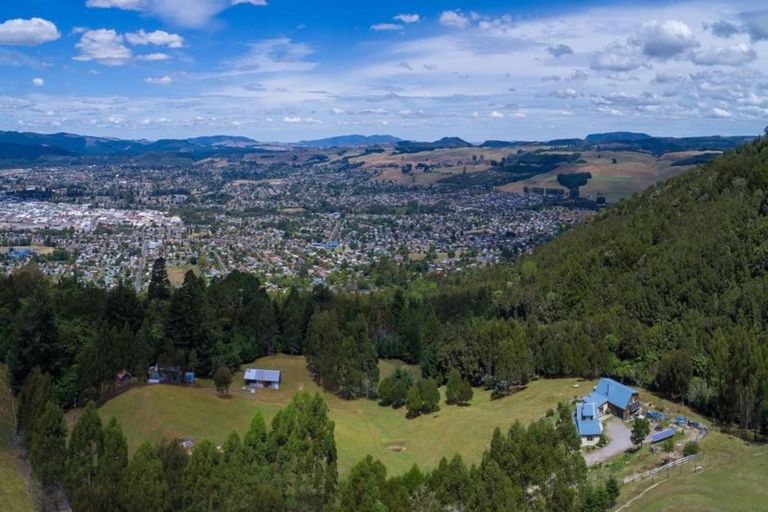 Photo of property in 227 Mountain Road, Western Heights, Rotorua, 3015