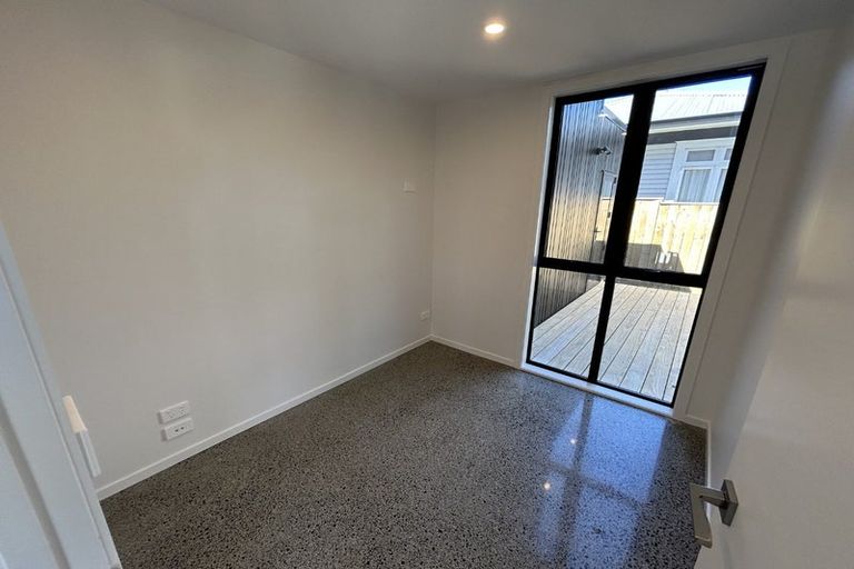 Photo of property in 2/6 Princess Street, Waitara, 4320