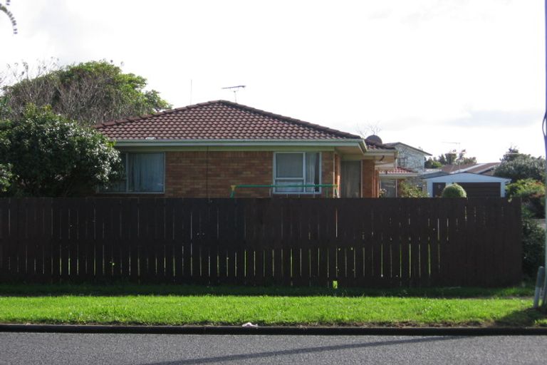 Photo of property in 2/79 Puhinui Road, Papatoetoe, Auckland, 2104
