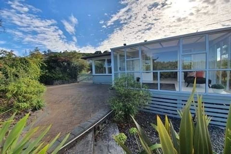 Photo of property in 31 Sunnyview Drive, Brown Owl, Upper Hutt, 5018