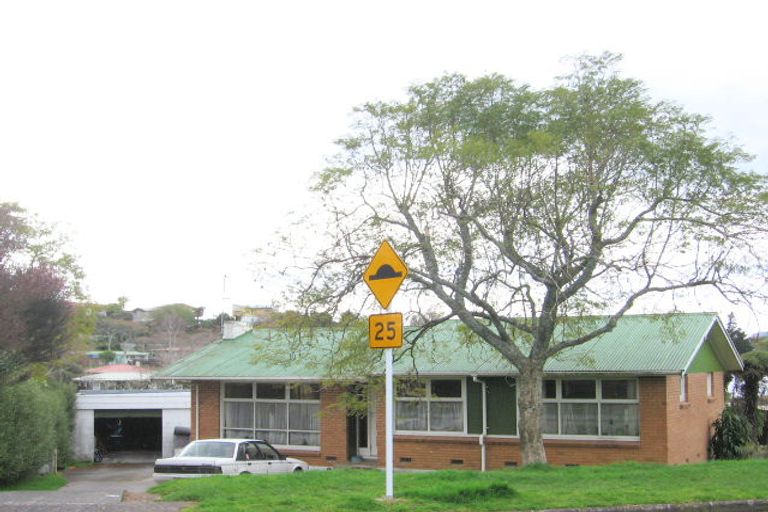 Photo of property in 125 Sutherland Road, Brookfield, Tauranga, 3110