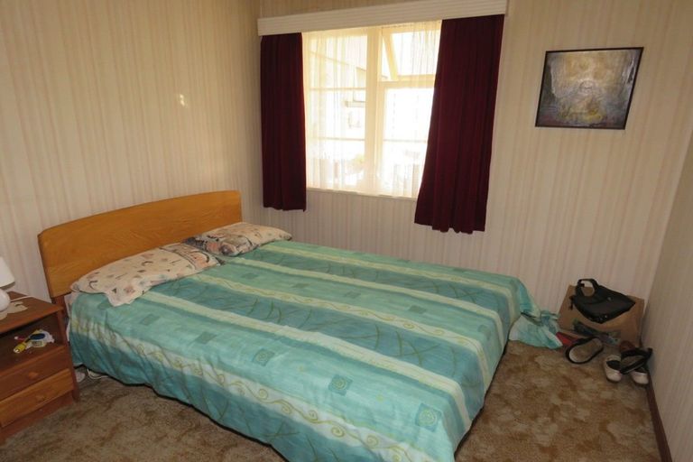 Photo of property in 253 Palmerston Street, Westport, 7825