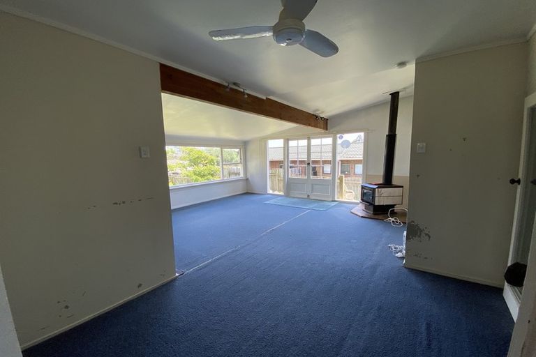 Photo of property in 87 Konini Road, Titirangi, Auckland, 0604