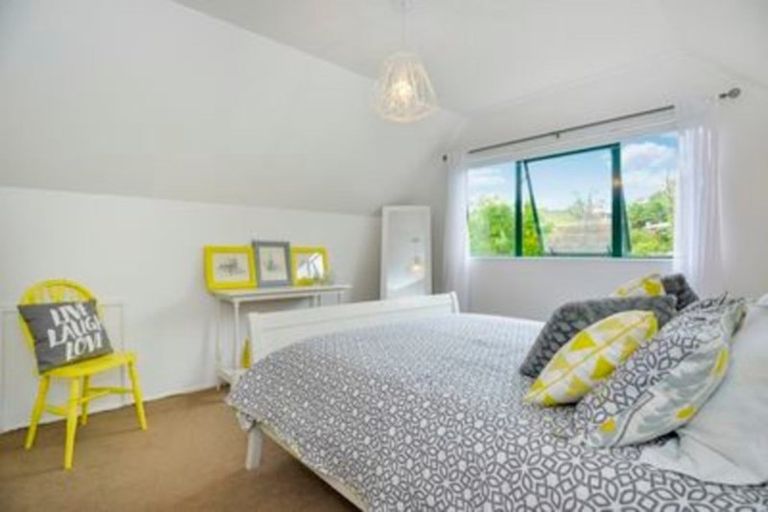 Photo of property in 24 Brookvale Park, Stanmore Bay, Whangaparaoa, 0932