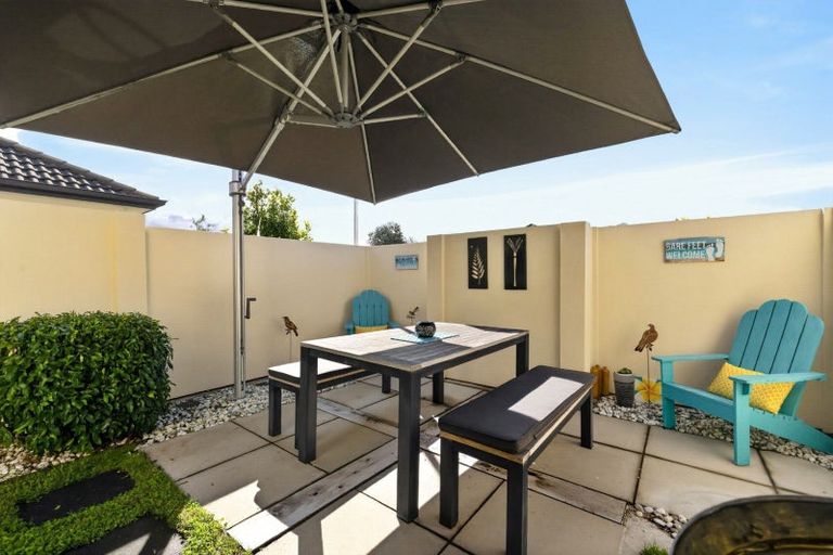 Photo of property in 8 Bucklands Crescent, Papamoa Beach, Papamoa, 3118