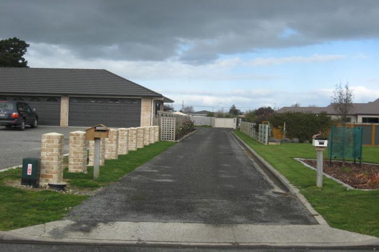 Photo of property in 20 Kenwyn Drive, Carterton, 5713