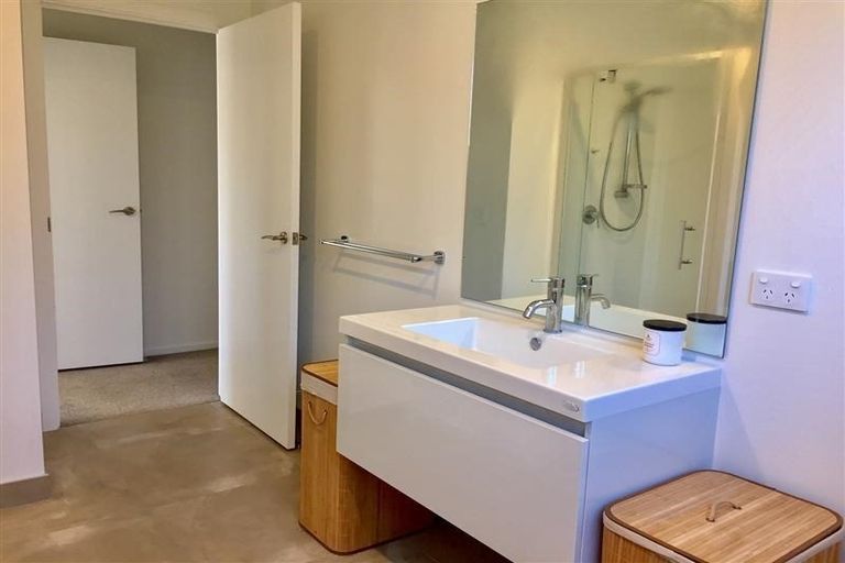 Photo of property in 1 Lauder Street, Lake Hayes, Queenstown, 9304