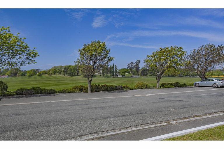 Photo of property in 6 Pringle Street, Waimataitai, Timaru, 7910