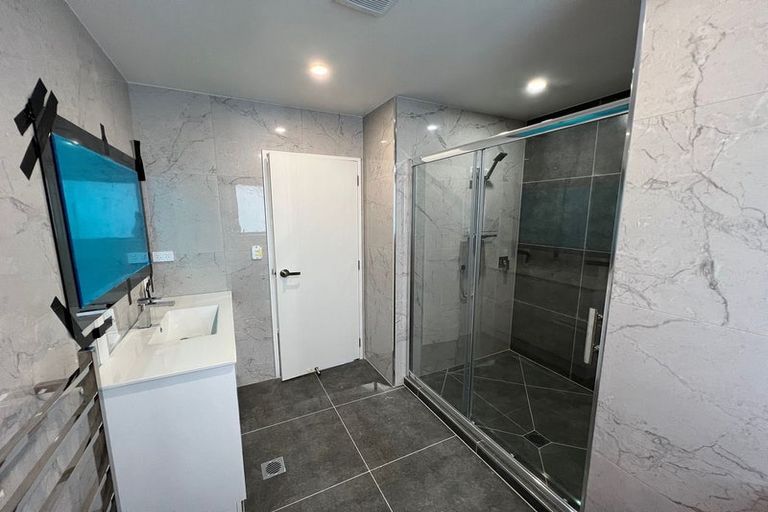 Photo of property in 36b Pukaki Road, Mangere, Auckland, 2022