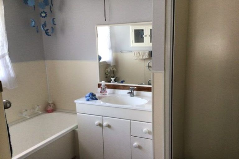 Photo of property in 14 Lincoln Street, Riversdale, 9776