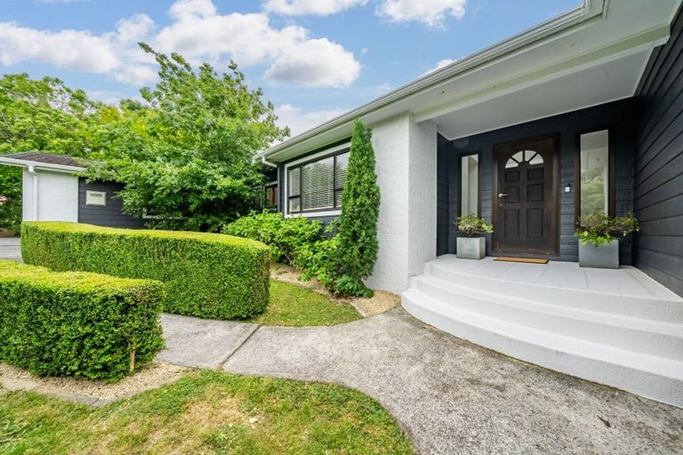 Photo of property in 77 Joseph Banks Drive, Whitby, Porirua, 5024