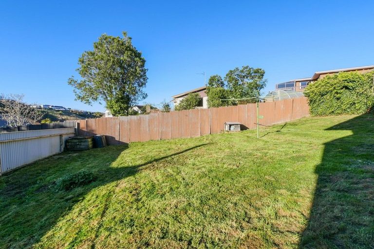 Photo of property in 17 Colquhoun Street, Glenross, Dunedin, 9011