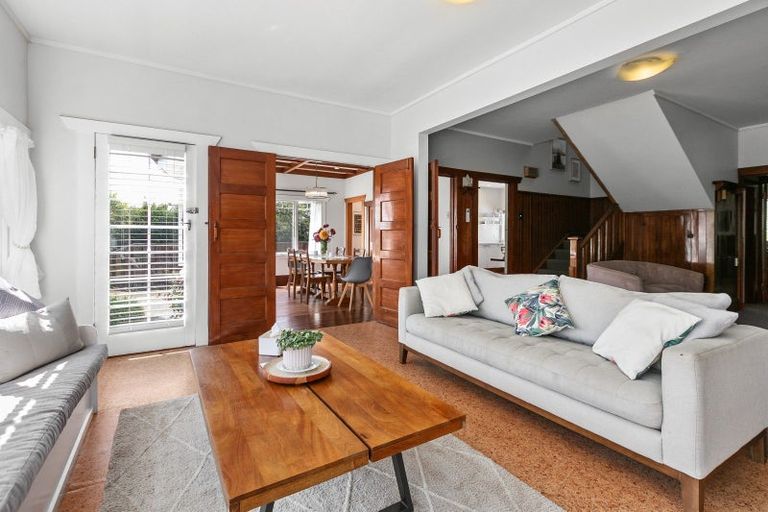 Photo of property in 25 Porangahau Road, Waipukurau, 4200