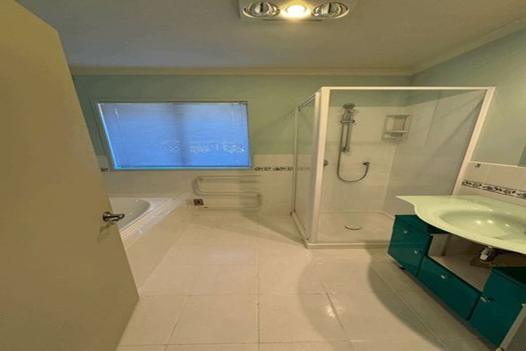 Photo of property in 127 Victoria Street, Cambridge, 3434