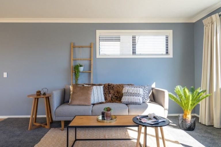 Photo of property in 68 Waipunahau Road, Waikanae, 5036