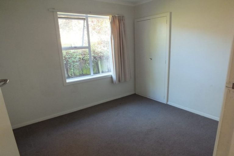 Photo of property in 19 Solway Avenue, Ilam, Christchurch, 8041