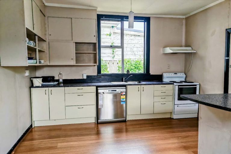 Photo of property in 5a Kinsman Street, Kaikorai, Dunedin, 9010