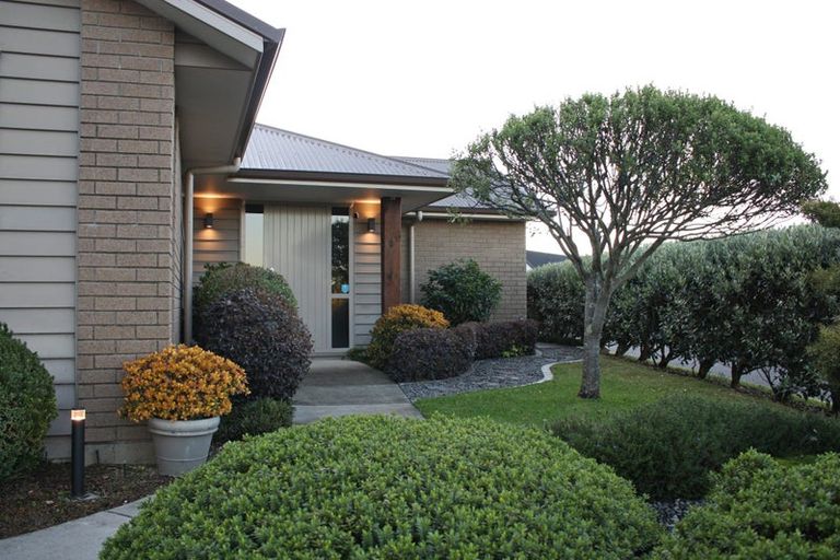 Photo of property in 31 Mortlake Heights, Pyes Pa, Tauranga, 3112