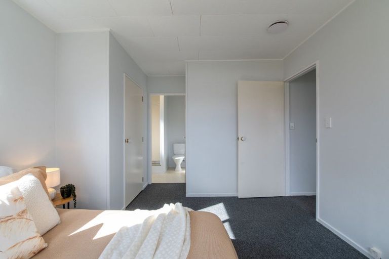 Photo of property in 6 Augustus Earle Place, Pukehangi, Rotorua, 3015