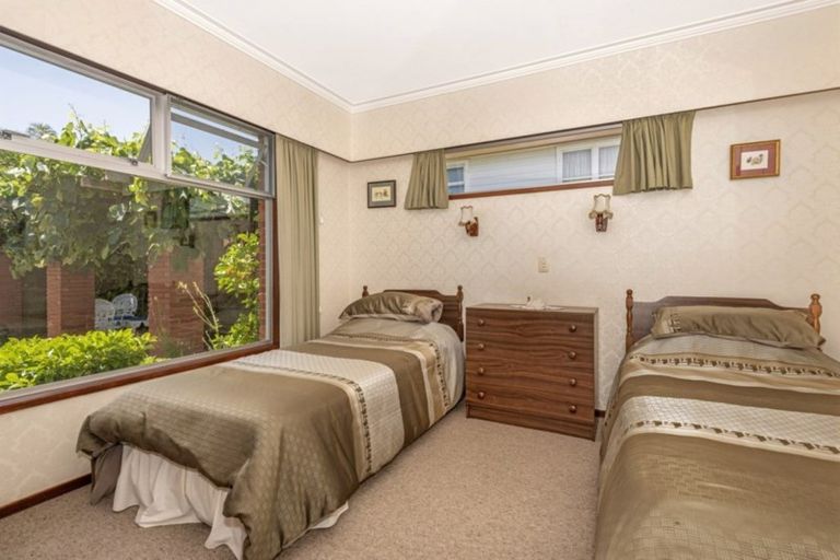 Photo of property in 92 Moana Road, Okitu, Gisborne, 4010