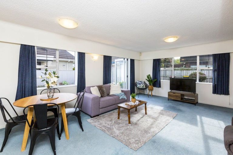 Photo of property in 41c Ludlam Crescent, Woburn, Lower Hutt, 5010