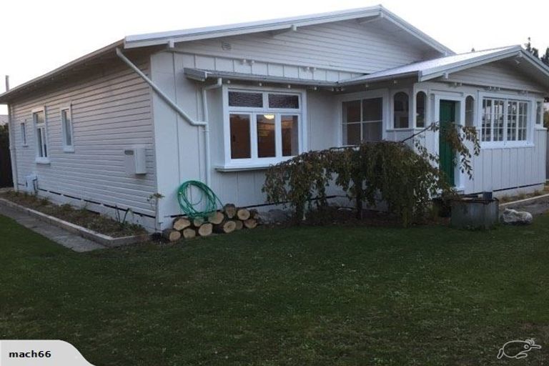 Photo of property in 917 Heretaunga Street East, Parkvale, Hastings, 4122