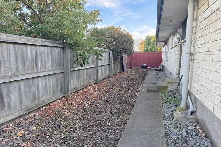 Photo of property in 2/56a Epsom Road, Sockburn, Christchurch, 8042