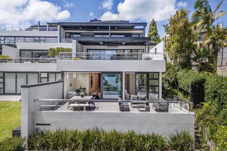 Photo of property in 17/258 Hurstmere Road, Takapuna, Auckland, 0622