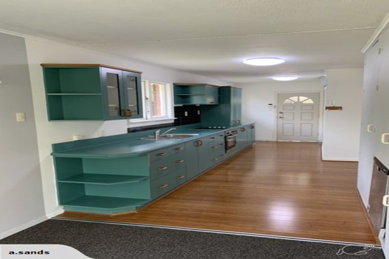 Photo of property in 54 Gould Crescent, Woolston, Christchurch, 8023