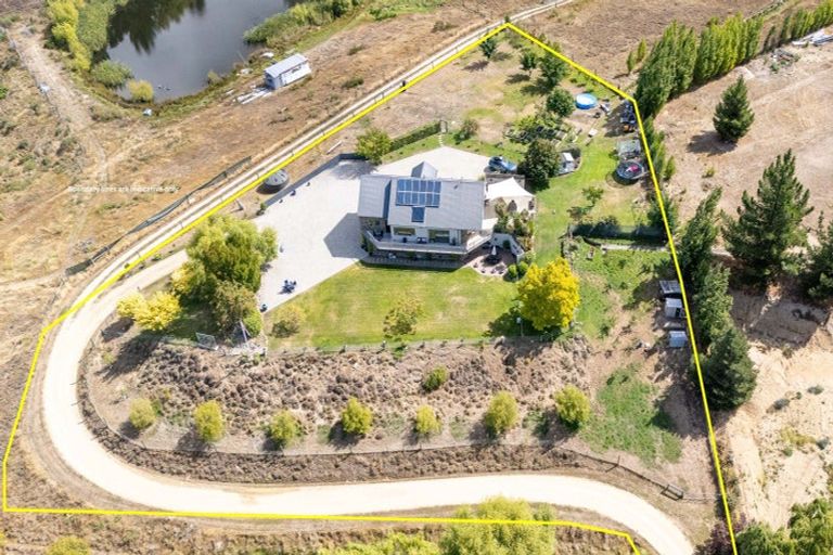 Photo of property in 233 Letts Gully Road, Letts Gully, Alexandra, 9393