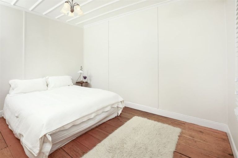 Photo of property in 102 Mackay Street, Thames, 3500