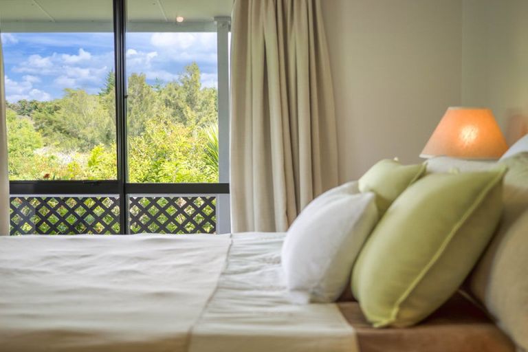 Photo of property in 68 Wiroa Road, Kerikeri, 0293