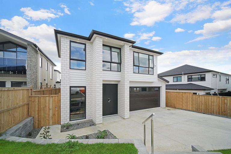 Photo of property in 47 Drumbuoy Drive, Flat Bush, Auckland, 2019