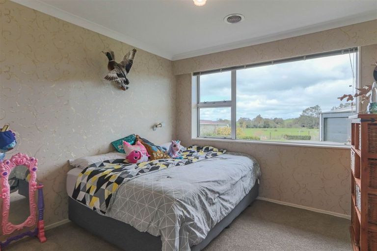 Photo of property in 2599 Mountain Road, Tariki, Stratford, 4394